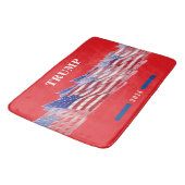 2024 Donald Trump - Amerikanische Flagge Badematte (Schrägansicht)