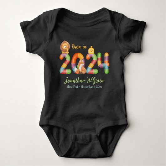 2024 geborenes Geschenk für personalisierte Kleink Baby Strampler (Vorderseite)