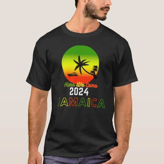 2024 Here We Come Jamaica zeigt Bilder in Jamai T-Shirt (Vorderseite)