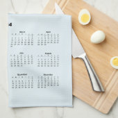 2024 Kalender eines Pferdes und Mädchen im Winter  Geschirrtuch (Viertel Falte)