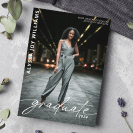 2024 Minimalistisches Script Uni Graduate Foto Ankündigung