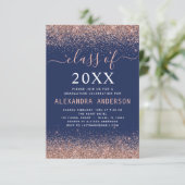 2024 Navy Blue Abschluss Pink Rose Gold Glitzer Einladung (Stehend Vorderseite)