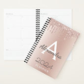 2024 Rose Gold - Rosa Girly Glitzer Monogram Planer (Anzeige)