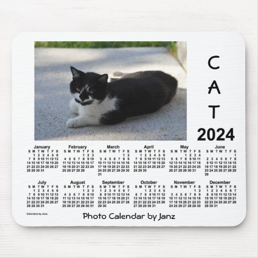 2024 Sassy Cat Foto Calendar by Janz Mousepad (Vorne)