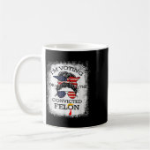 2024 Verurteilter Felon15 Kaffeetasse (Links)