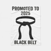 2025 Black Belt Errungenschaft Tang Soo Do Karate Fleecedecke (Vorderseite)