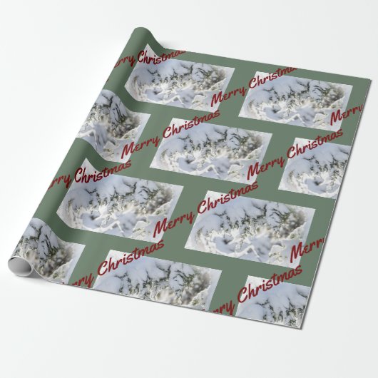 2025 Christmas Wrapping Paper:  Snow on Evergreen Geschenkpapier (Ungerollt)