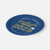 2025 Gold Bold Sketch Typografy Graduation Party Pappteller (Schrägansicht)
