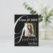 2025 GRAD Two Foto Graduation Party Einladung Postkarte (Stehend Vorderseite)