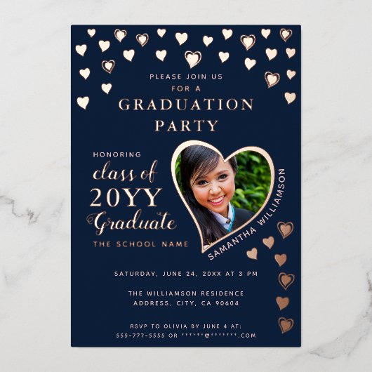 2025 Graduate Navy Blue & Rose Gold Abschluss Folieneinladung (Vorderseite)