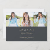 2025 Graduate Script Name Gray Graduation Party Einladung (Vorderseite)
