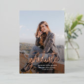 2025 Graduation Party Script Grad Rose Gold Folieneinladung (Stehend vorne)