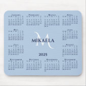 2025 Kalender Chic Monogram Name auf Light Blue Mousepad (Vorne)