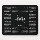 2025 Kalender Chic Monogramm Name auf schwarz Mousepad (Vorne)