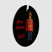 2025 MERRY CHRISTMAS TOY SOLDIER ORNAMENT (Vorderseite)