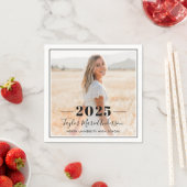 2025 Minimalistisch Black Foto Graduation Party Serviette (Beispiel)