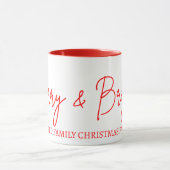 2025 Modern Merry and Bright Red Pink Christmas Tasse (Zentrum)