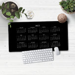 2025 Moderner Minimaler Schwarz-Weiß-Kalender Schreibtischunterlage<br><div class="desc">🌟 Dies ist für 2025 🌟 2025 Modernes Minimalistisches Schwarz-Weiß Kalender Desk Mat Mouse Pad. Diese Version ist in schick Schwarz und Weiß ,  aber die Farben können leicht angepasst werden! Bitte kontaktieren Sie uns unter cedarandstring@gmail.com ,  wenn Sie Hilfe beim Design oder den passenden Produkten benötigen.</div>