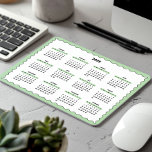 2025 Volljähriger Kalender Wavy MINT GRÜNE Mousepad<br><div class="desc">Lila, schwarz und weiß - eine minimale, einfache 12-monatige Kalenderwoche 2025 mit weißem Hintergrund, einem stylischen, grün geprägten Rahmen und schlichten schwarzen Akzenten. Dieses Design bietet ein modernes Aussehen, das perfekt für Ihr Zuhause-Büro ist, ein durchdachtes und dennoch schlichtes Geschenk für einen Mitarbeiter oder eine funktionelle Ergänzung zu einem Schulschrank....</div>