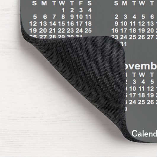 2026 Charcoal Large Print Calendar von Janz Mousepad (Ecke)