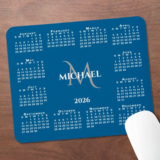 2026 Kalender Chic Monogramm Name auf Blau Mousepad