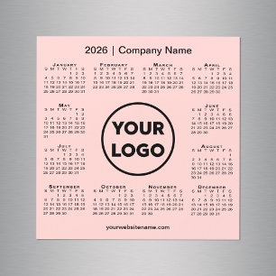 2026 Kalender Firmenlogo auf Korallenrosa Magnet