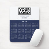 2026 Kalender Firmenlogo und Text Navy Weiß Mousepad (Mit Mouse)