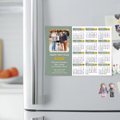 2026 Kalender grünes Minimalistisches Foto Magneti Magnetkarte