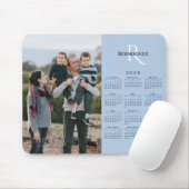 2026 Kalender Ihr Foto Monogramm Name Hellblau Mousepad (Mit Mouse)