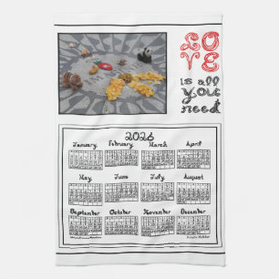 2026 Kalender Stellen Sie sich Frieden Foto LOVE S Geschirrtuch