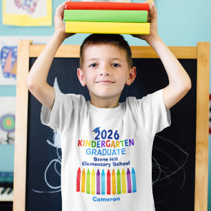 2026 Kindergarten Absolvent Süßer Buntstift Benutz T-Shirt