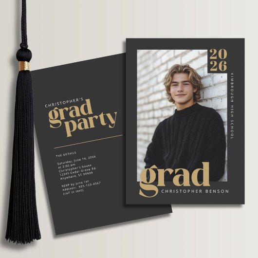 2026 Modern Charcoal Gold Graduation Party Einladung