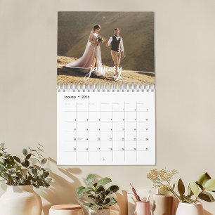 2027 Benutzerdefiniertes Hochzeitsfoto Chic Script Kalender