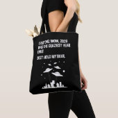 2027 Halt mein Bier Tasche (Von Nahem)