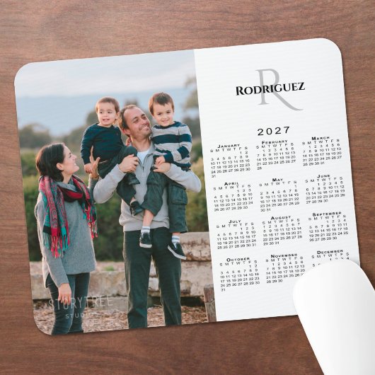 2027 Kalender mit individuellem Foto, Monogramm un Mousepad