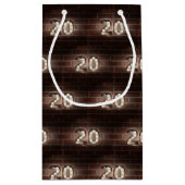 20. Geburtstagsfeuer auf Ziegelstein Kleine Geschenktüte (Rückseite)