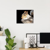 20 x 16 Eichhörnchen, das eine Nuss isst Poster (Heimbüro)