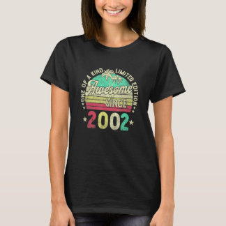 20 Year Old Men Women Retro Vintage 2002 20th Bir T-Shirt