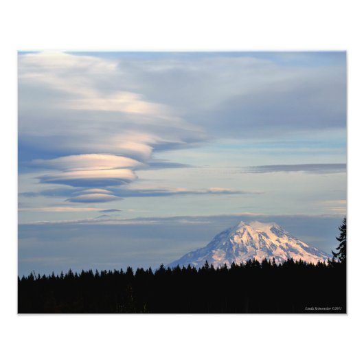 20X16 Rainier mit Lenticular Clouds Fotodruck (Vorne)