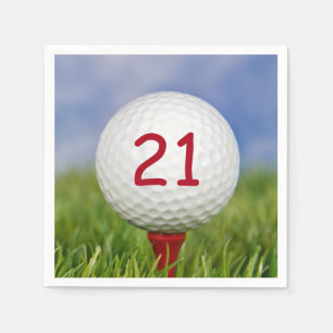 21. Geburtstag weißer Golfball auf rotem Tee Serviette