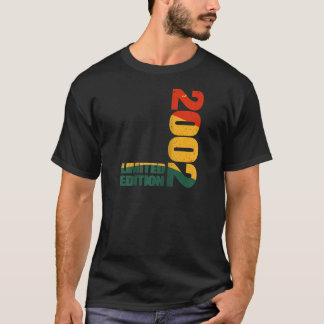 21 Jahre alt Geboren im Jahr 2002 Funny for Black  T-Shirt