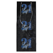 21 und Rechts | Blue 21. Birthday Chic Glitzer Geschenktüte Für Weinflaschen (Rückseite)
