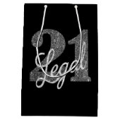 21 und Rechts | Silver Imitats Glitzer 21. Geburts Mittlere Geschenktüte (Rückseite)