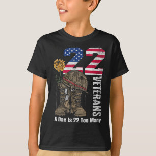 22 a Tag ist 22 zu viele Veteranen Selbstmord Bewu T-Shirt