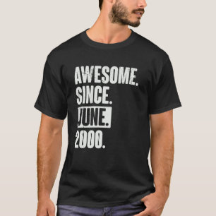 22 Jahre alt 22. Geburtstag Phantastisch seit Juni T-Shirt