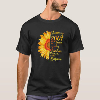 22 Jahre alt Geboren im Januar 2001 22. Geburtstag T-Shirt