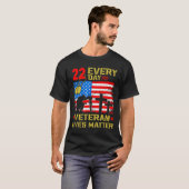 22 Veterans A Day Veteran Suicide Prevention Aware T-Shirt (Vorne ganz)