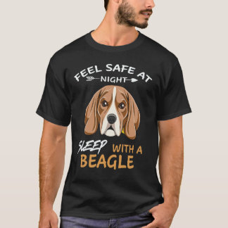 23 Fühlen Sie sich nachts sicher Mit einem Beagle  T-Shirt
