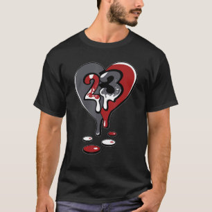 23 Tropfen Herzstück Retro Flint 13s Matching T-Shirt