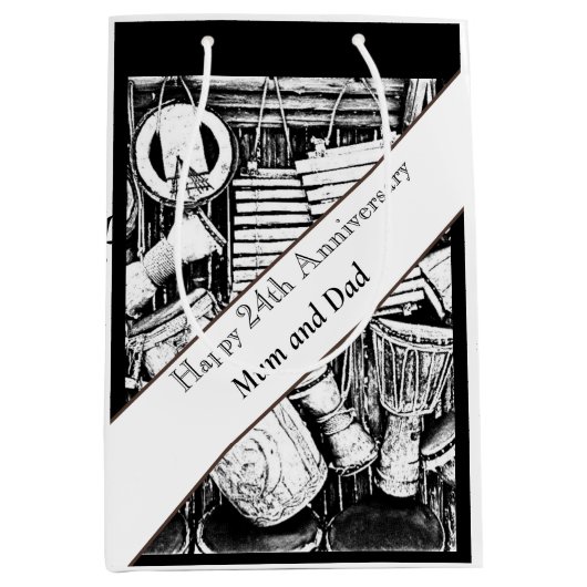 24. Jahrestag bearbeitet Mittlere Geschenktüte (Vorderseite)